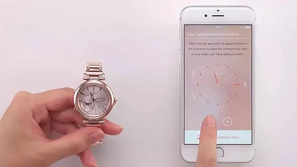 Đồng hồ Sheen Casio có thể kết nối với smartphone
