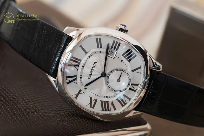 Mẫu đồng hồ Drive de Cartier
