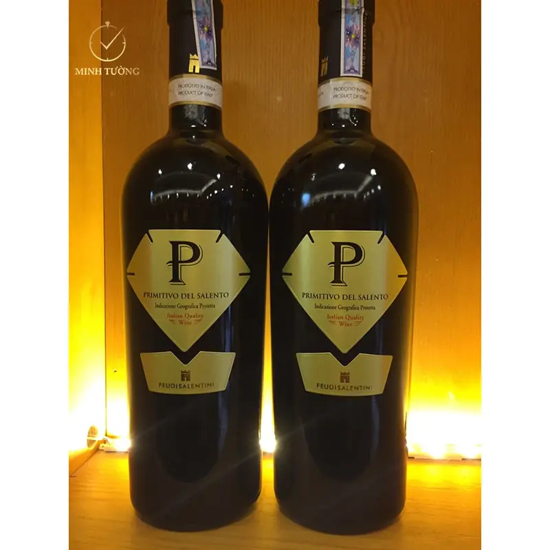 Rượu vang, rượu mạnh là một trong những món quà cao cấp và sang trọng