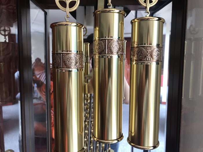 howard miller 611 204 5