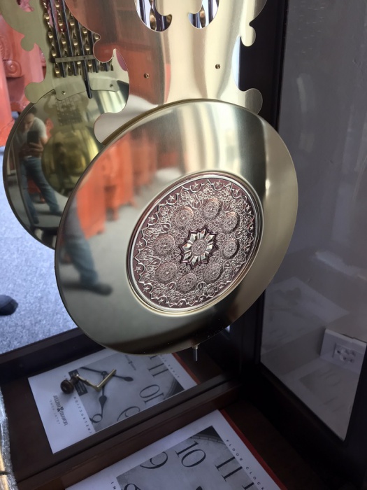 howard miller 611 204 6