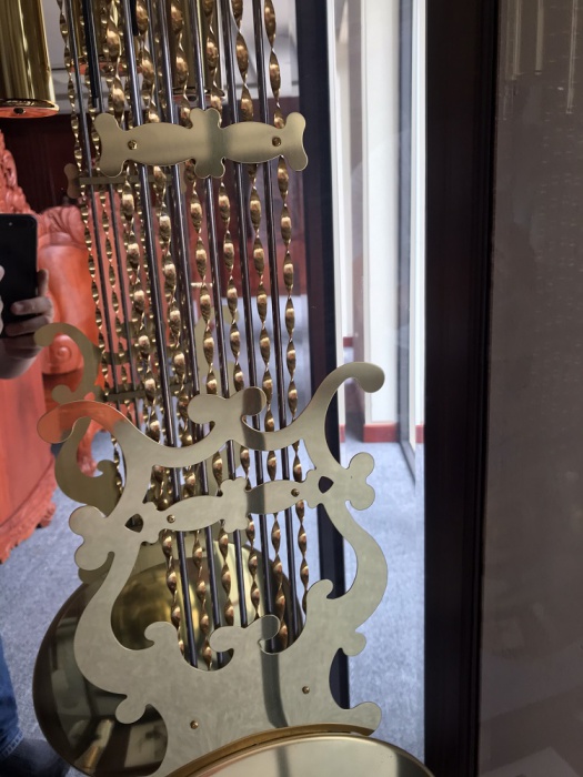 howard miller 611 204 7