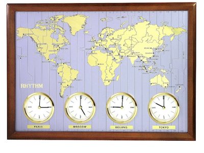 Mẫu đồng hồ RHYTHM CMW902NR06 bản đồ thế giới với bốn đồng hồ con.