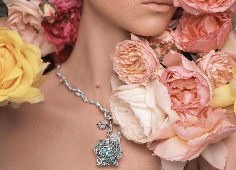 Trang sức tặng quà tết