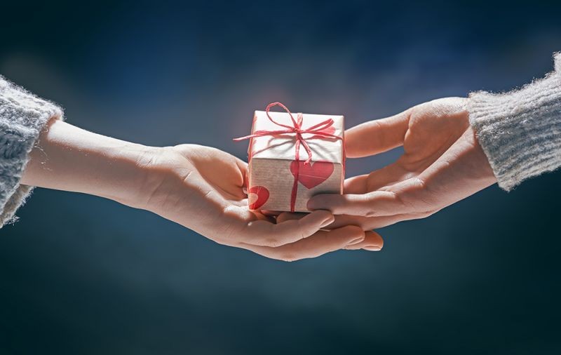 Tham khảo thêm để có thể gửi tặng tới người anh em yêu thương món quà thực sự ý nghĩa và thiết thực